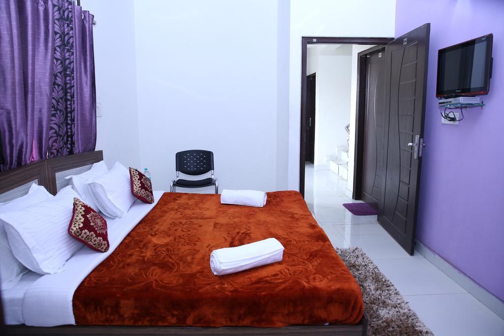 Hotel Airport Land Ню Делхи Стая снимка