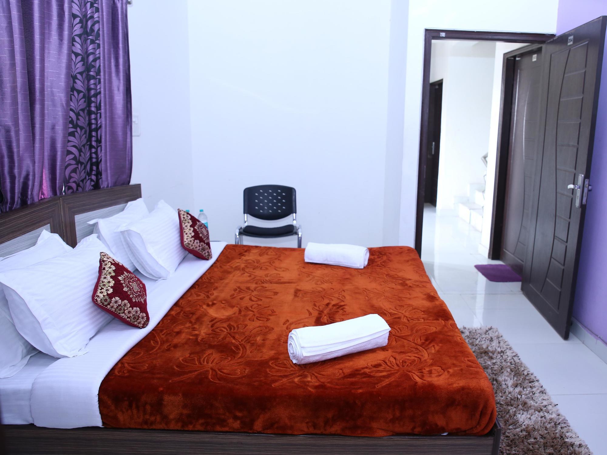 Hotel Airport Land Ню Делхи Екстериор снимка