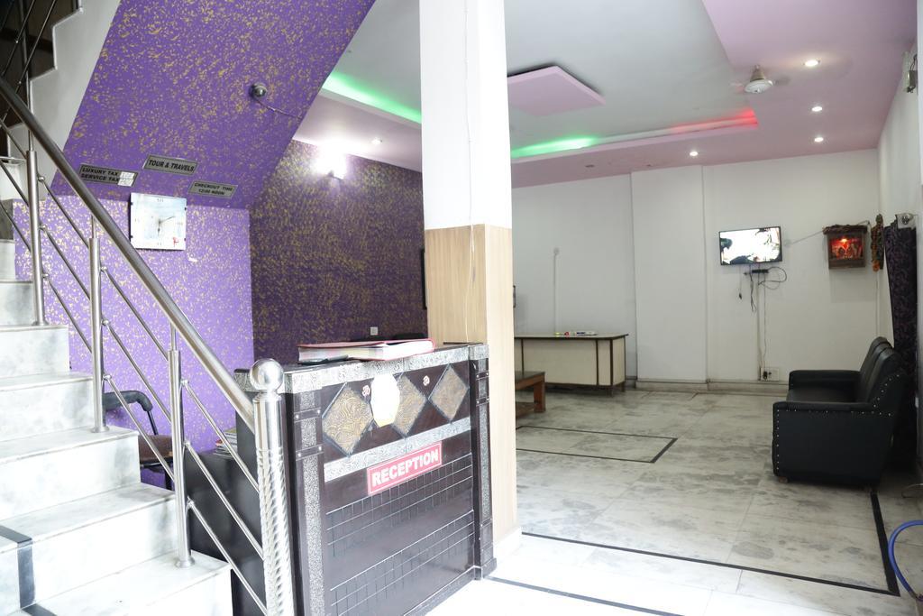 Hotel Airport Land Ню Делхи Екстериор снимка